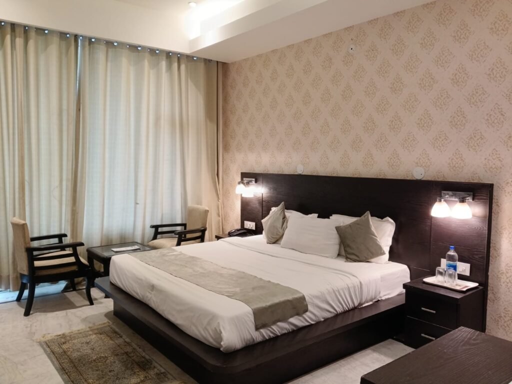 deluxe room 5