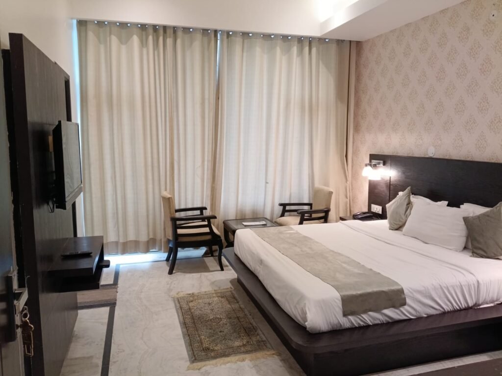 deluxe room 1